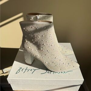 Betsey Johnson Sparkling Ivory Pearl Heeled Boots